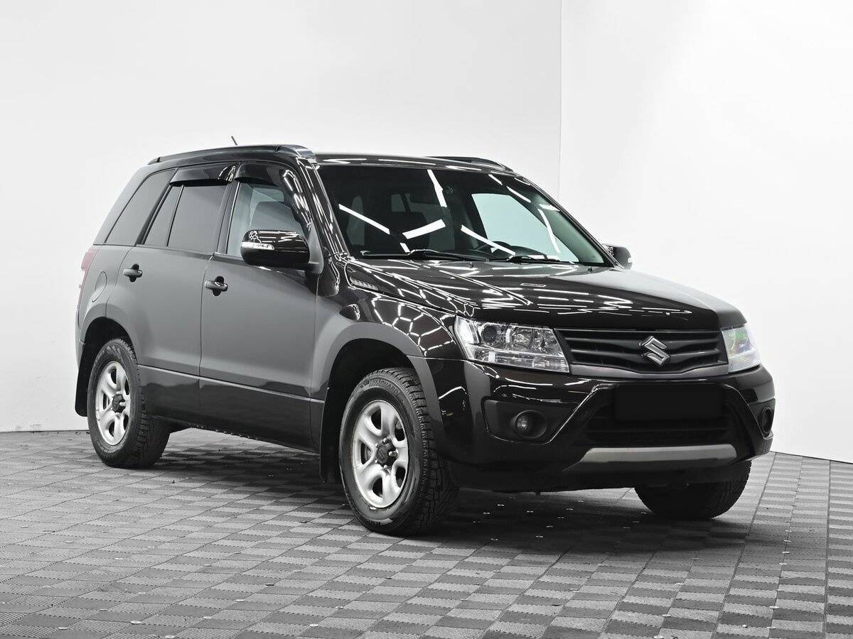 Suzuki Grand Vitara с пробегом — 2013 год. Фото: #1