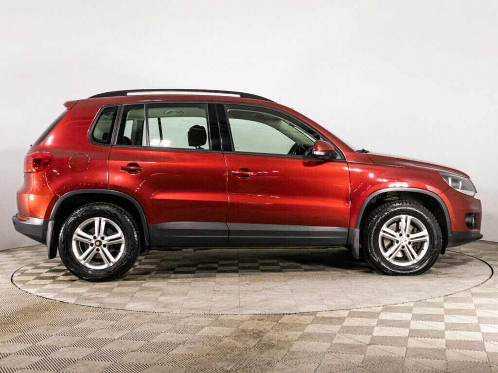 Volkswagen Tiguan с пробегом — 2012 год. Фото: #3