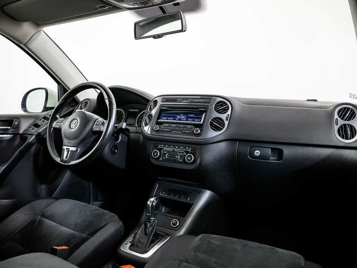 Volkswagen Tiguan с пробегом — 2012 год. Фото: #6
