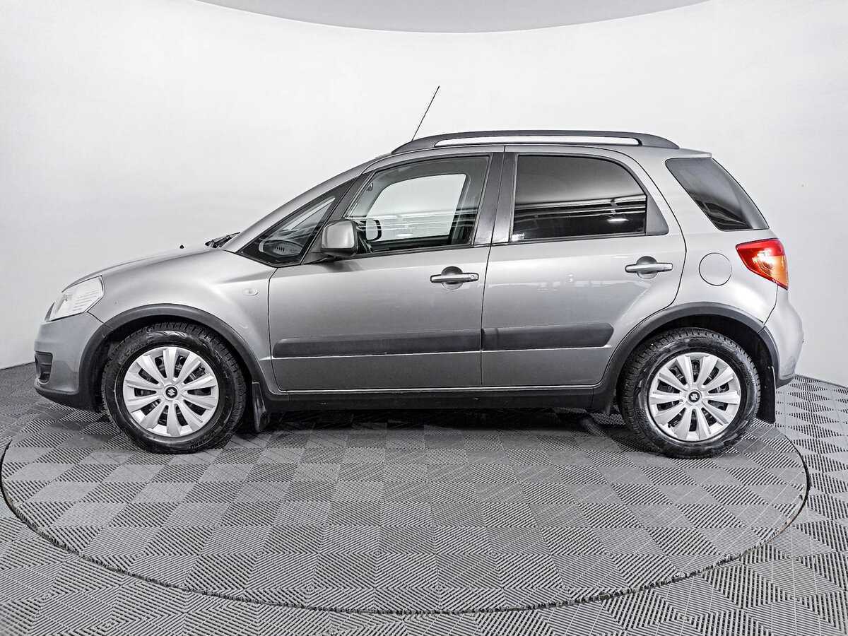Suzuki SX4 с пробегом — 2012 год. Фото: #7