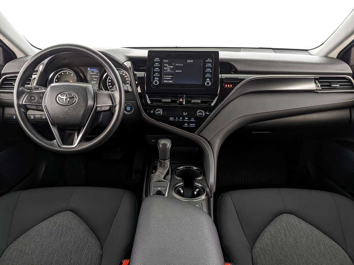 Toyota Camry с пробегом — 2021 год. Фото: #12