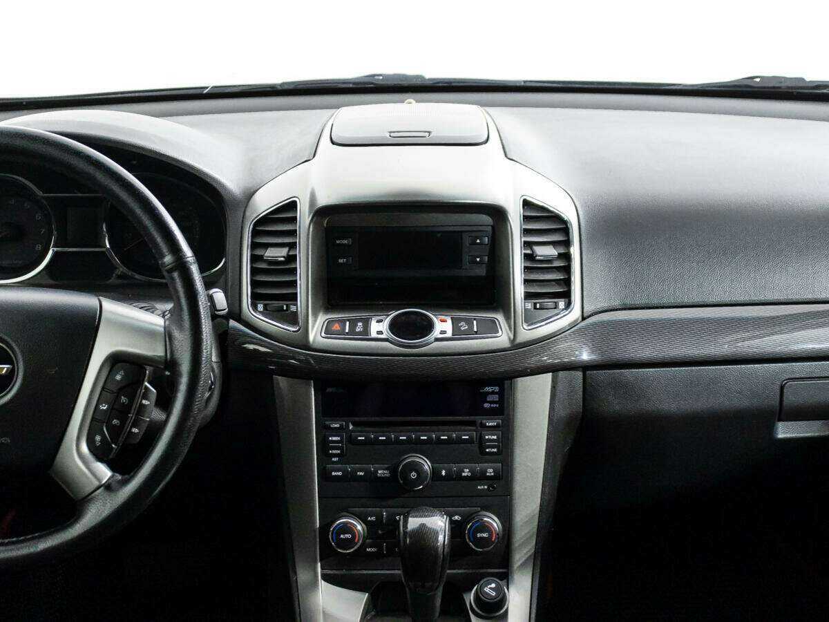 Chevrolet Captiva с пробегом — 2014 год. Фото: #11