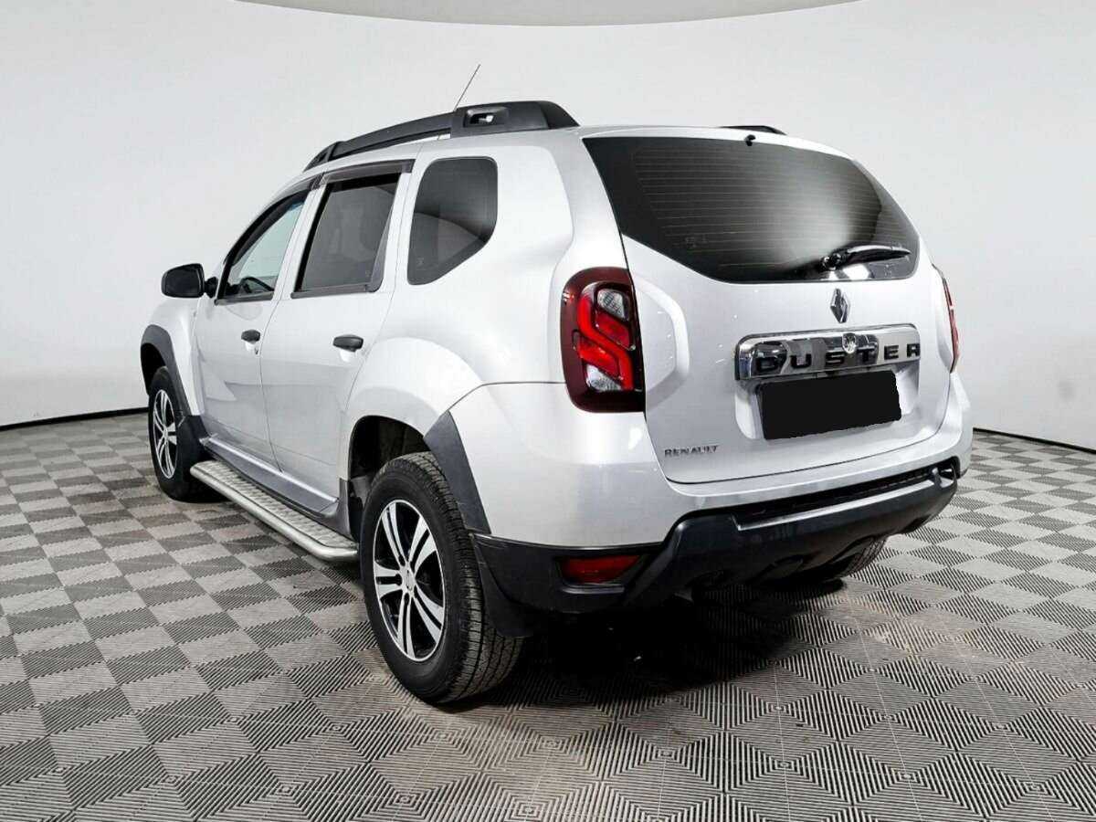 Renault Duster с пробегом — 2015 год. Фото: #5