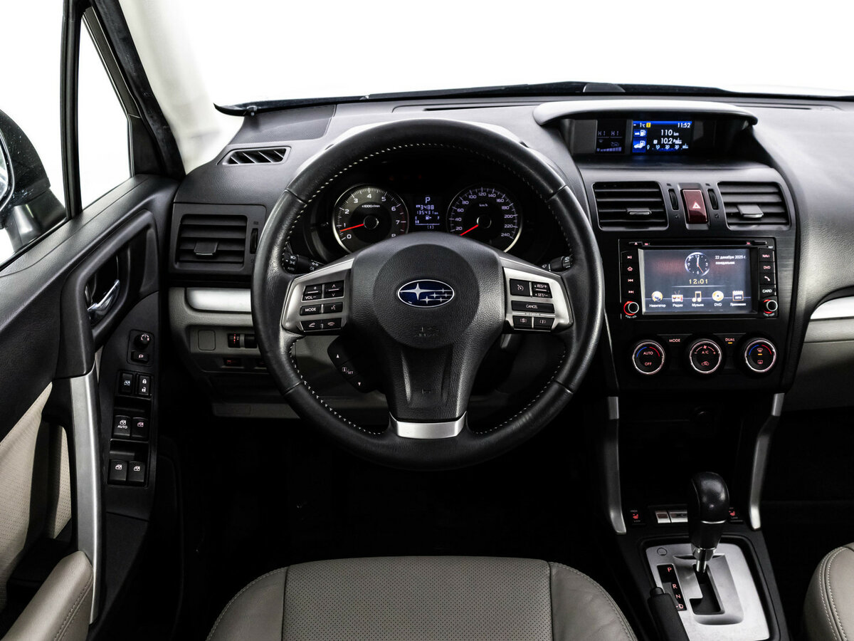 Subaru Forester с пробегом — 2013 год. Фото: #8