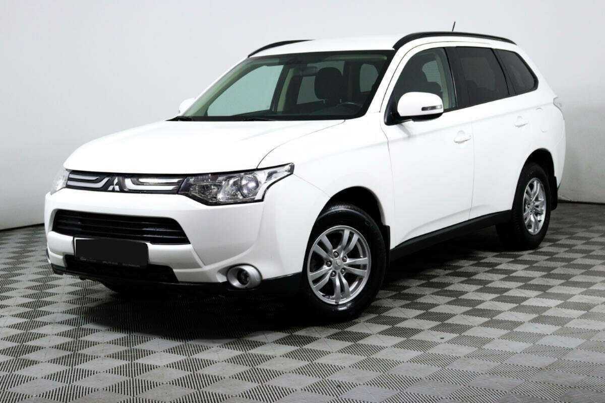 Mitsubishi Outlander с пробегом — 2013 год. Посмотреть фото