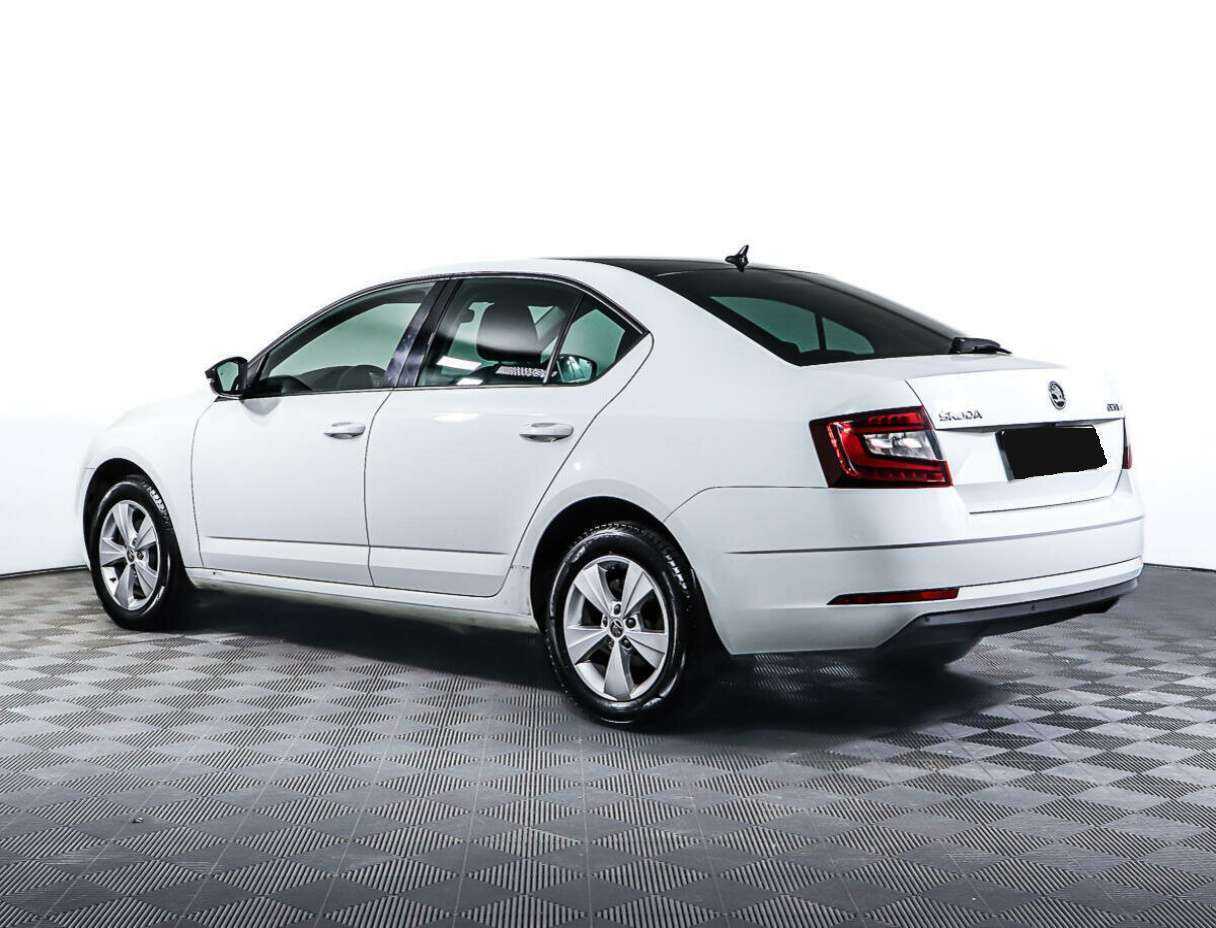Skoda Octavia с пробегом — 2019 год. Фото: #6