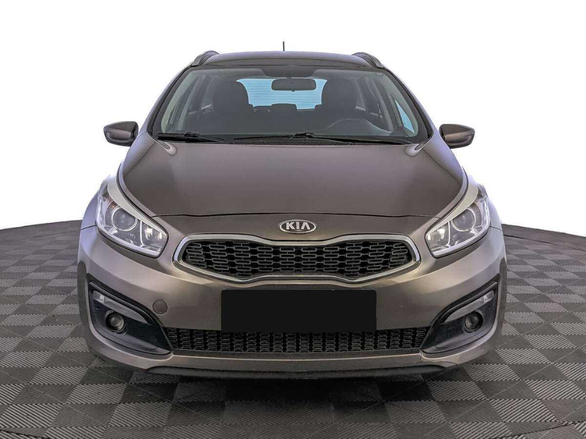 Kia Ceed с пробегом — 2015 год. Фото: #1