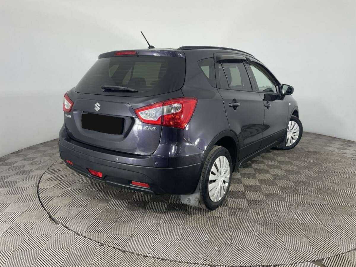 Suzuki SX4 с пробегом — 2014 год. Фото: #5