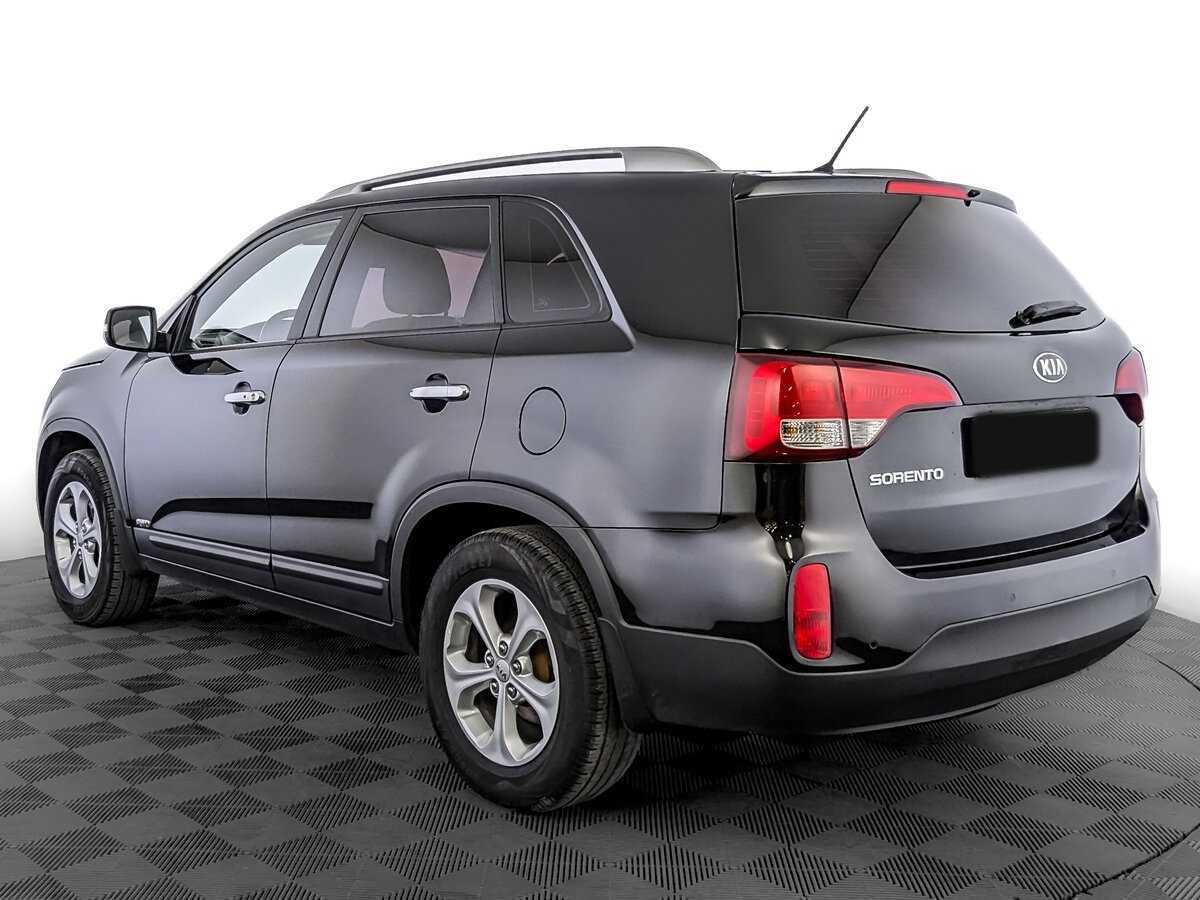 Kia Sorento с пробегом — 2015 год. Фото: #6