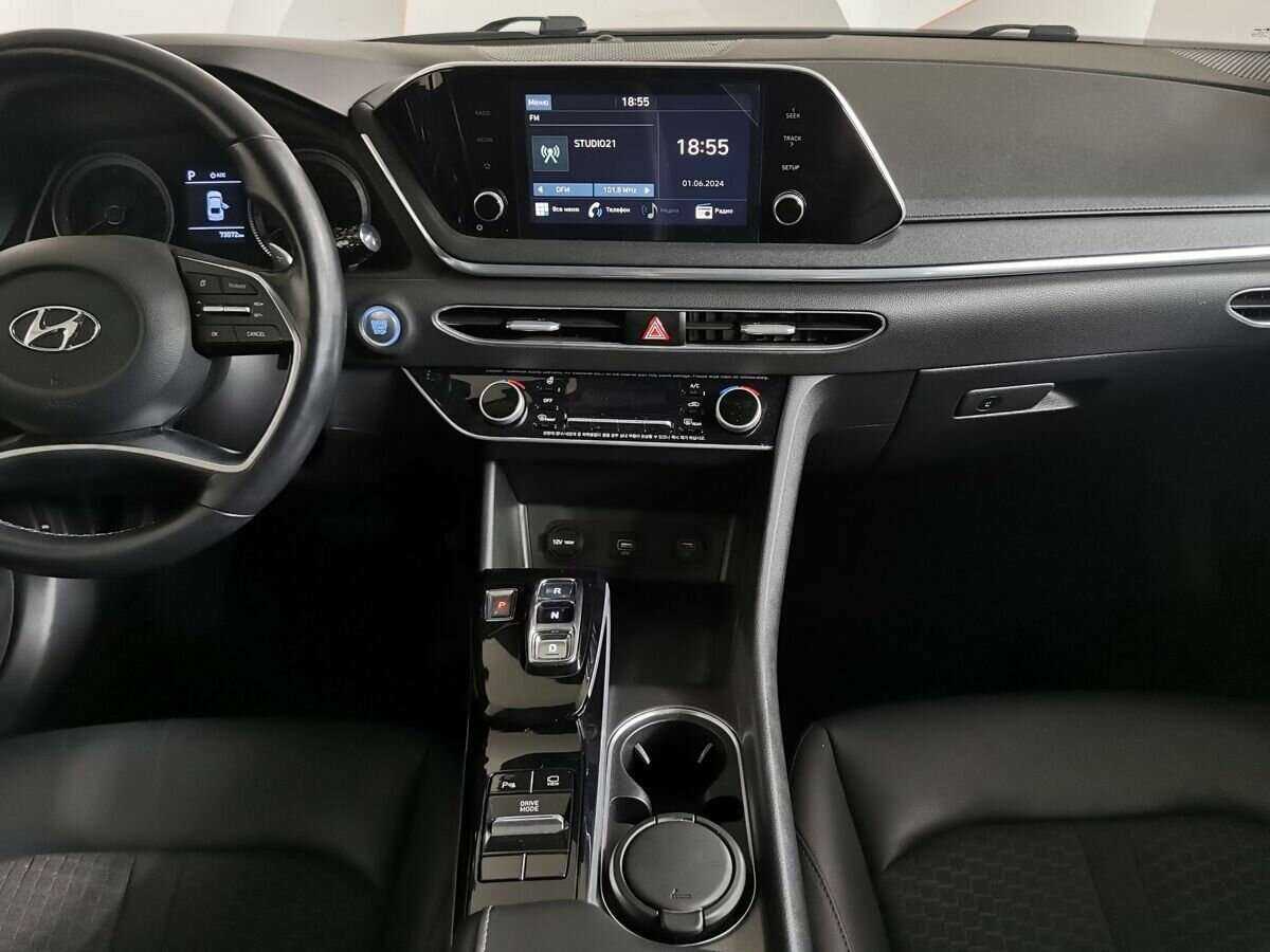 Hyundai Sonata с пробегом — 2019 год. Фото: #10