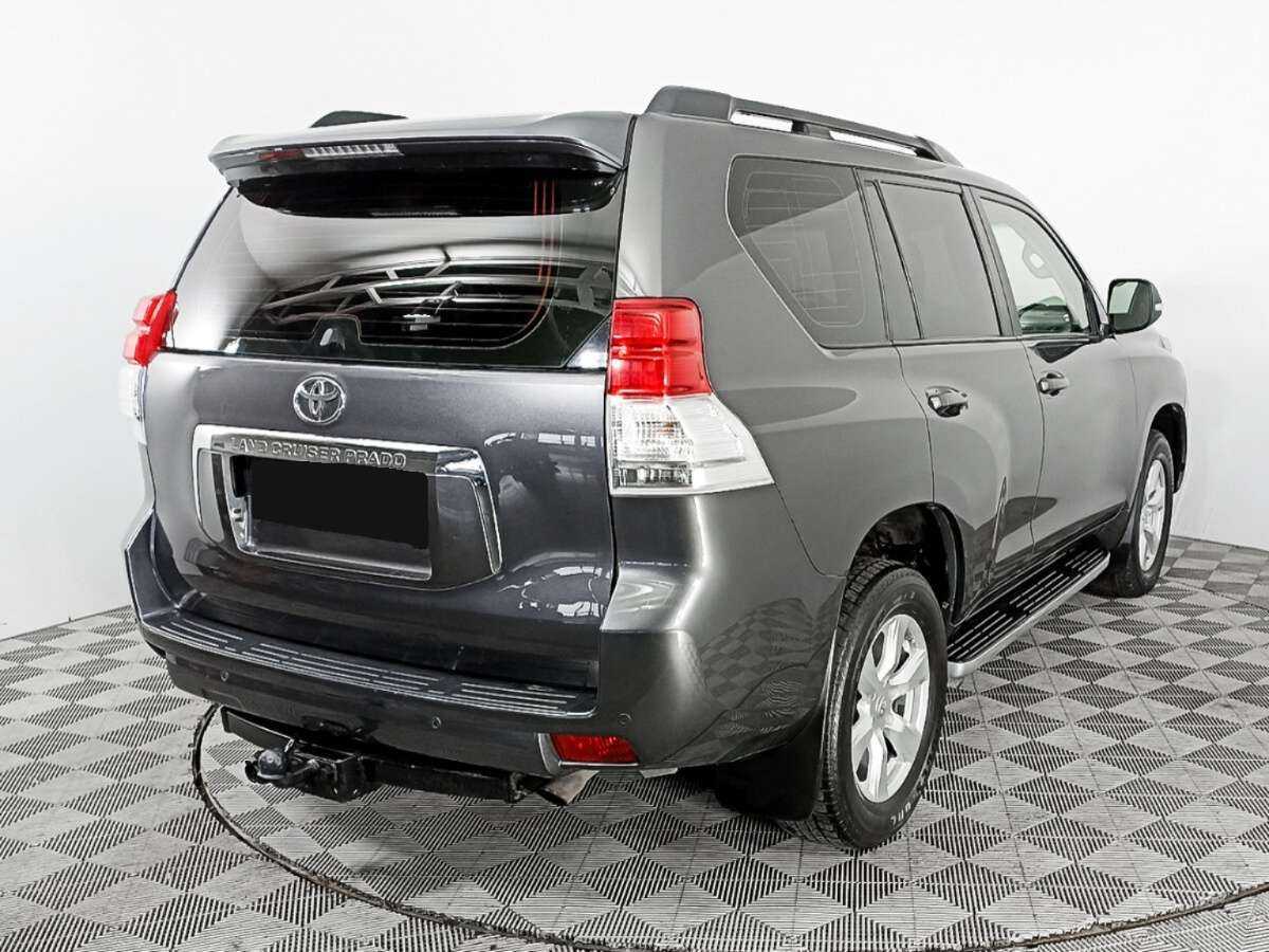 Toyota Land Cruiser Prado с пробегом — 2012 год. Фото: #3