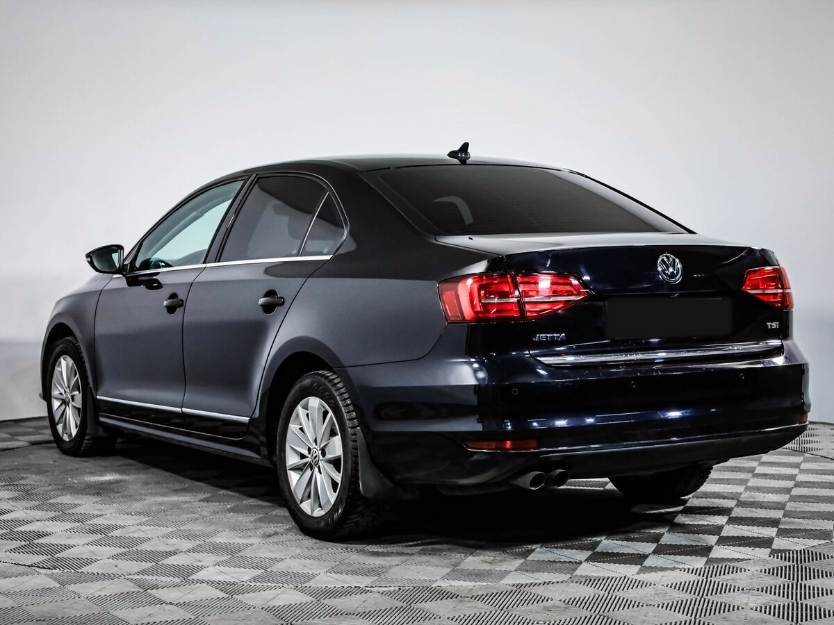 Volkswagen Jetta с пробегом — 2017 год. Фото: #5
