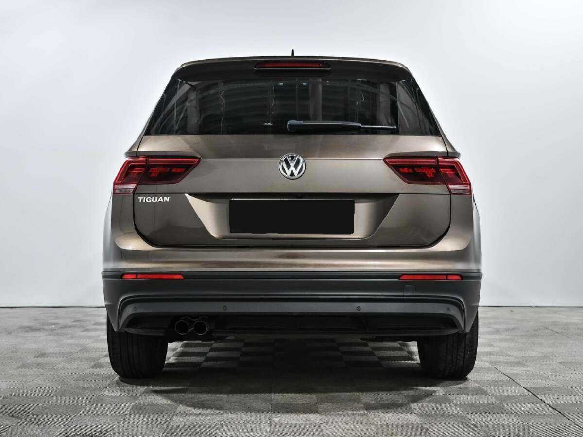 Volkswagen Tiguan с пробегом — 2018 год. Фото: #3
