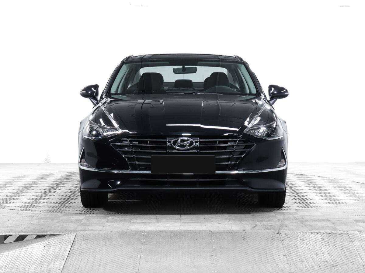 Hyundai Sonata с пробегом — 2023 год. Фото: #1