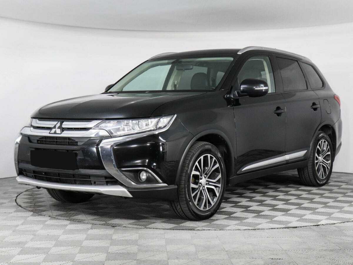 Mitsubishi Outlander с пробегом — 2016 год. Фото: #0