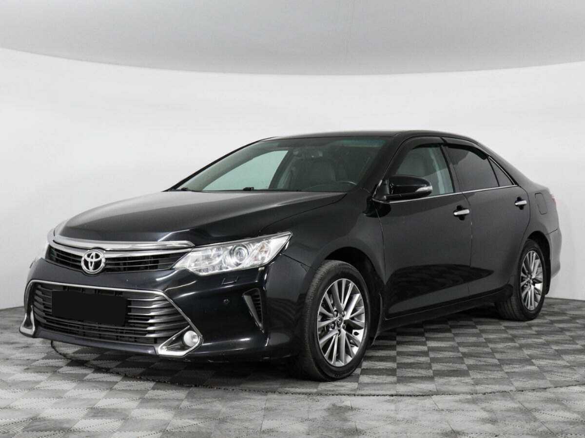 Toyota Camry с пробегом — 2016 год. Фото: #0