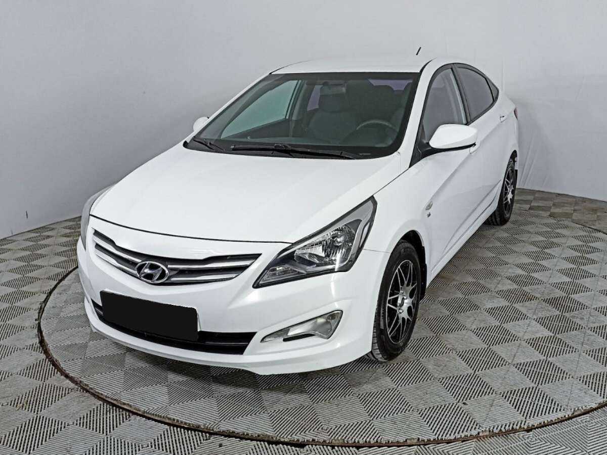 Hyundai Solaris с пробегом — 2015 год. Посмотреть фото