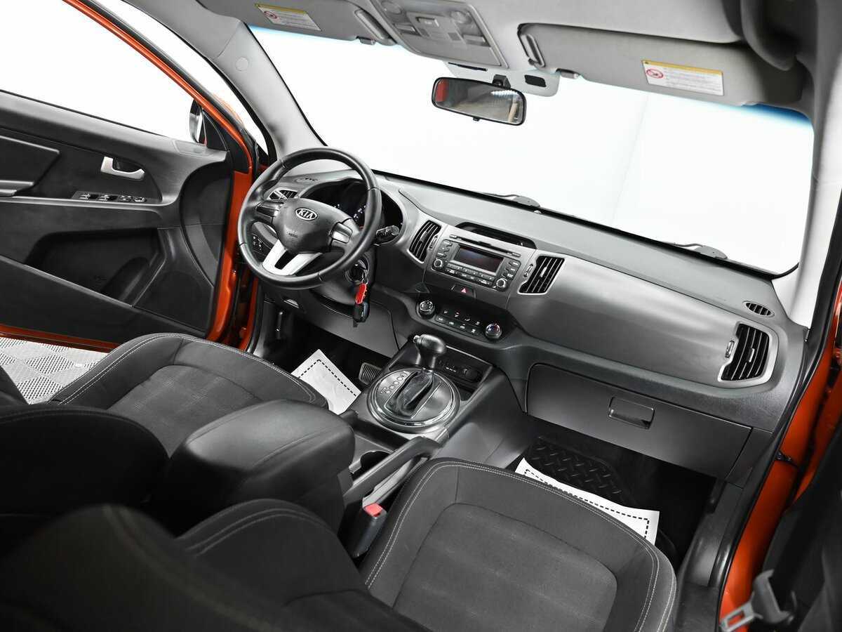 Kia Sportage с пробегом — 2012 год. Фото: #11