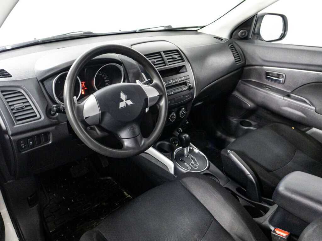 Mitsubishi ASX с пробегом — 2012 год. Фото: #10