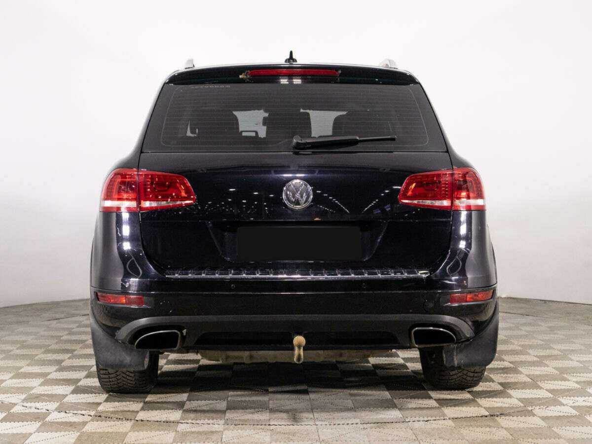 Volkswagen Touareg с пробегом — 2012 год. Фото: #4