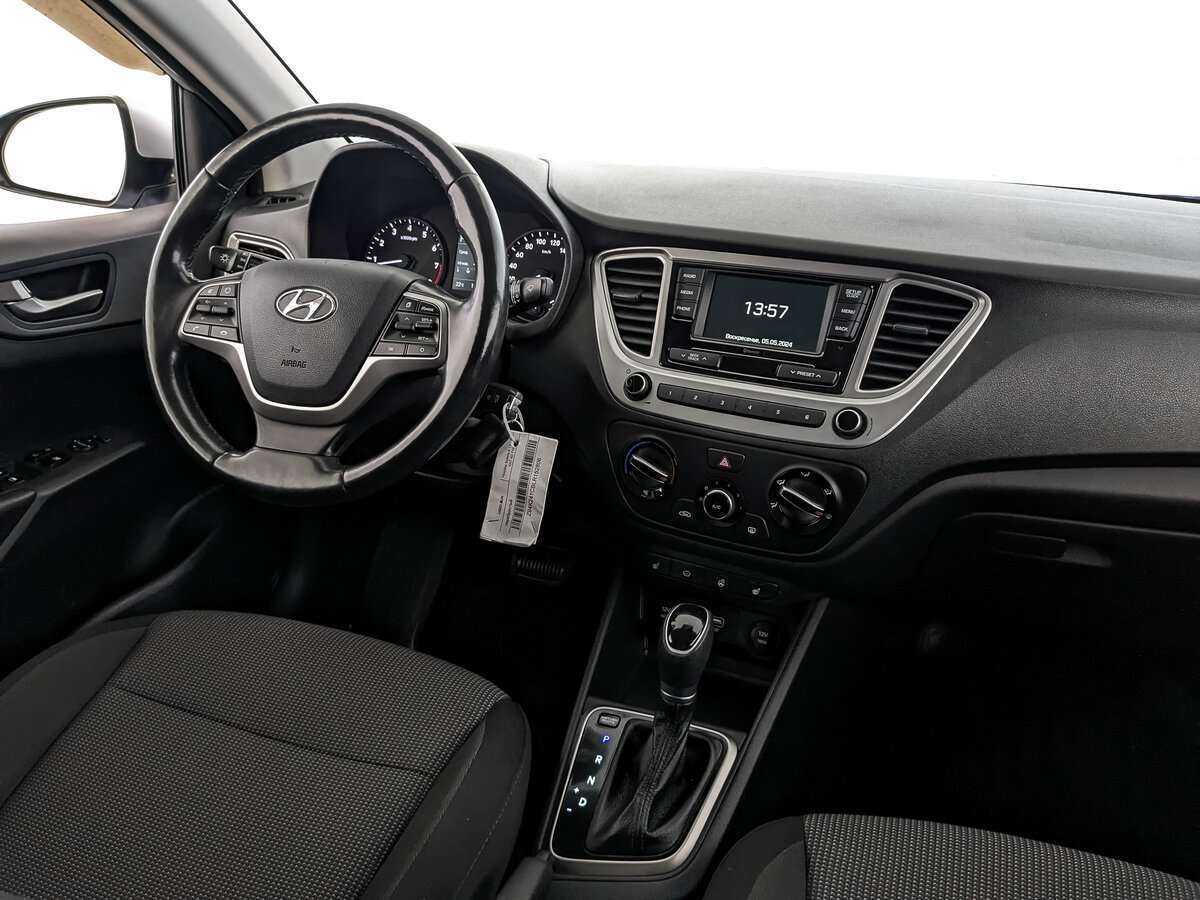 Hyundai Solaris с пробегом — 2019 год. Фото: #16