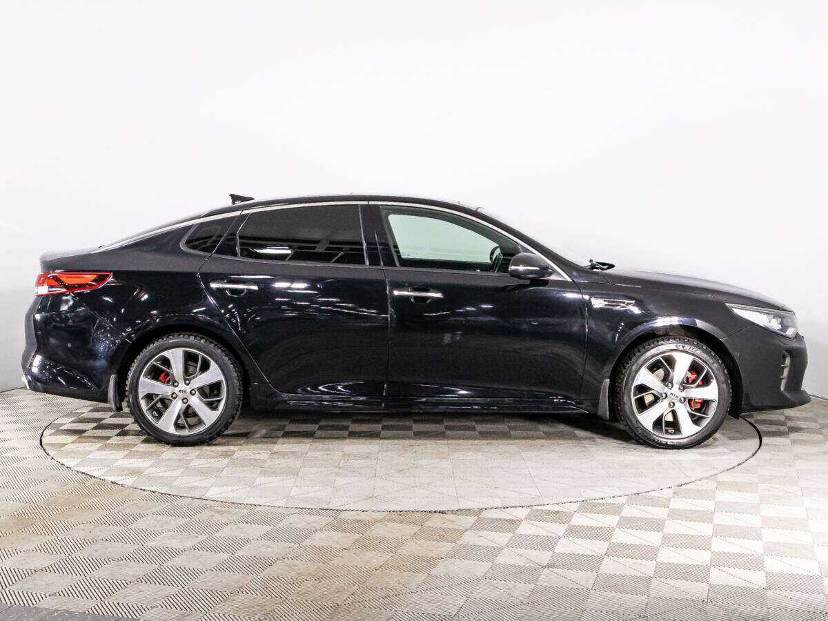 Kia Optima с пробегом — 2017 год. Фото: #3