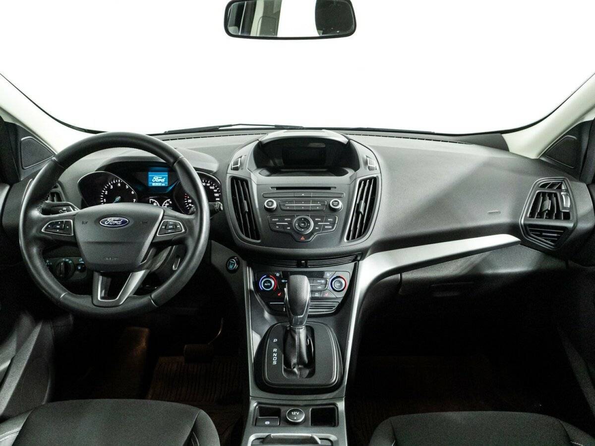 Ford Kuga с пробегом — 2019 год. Фото: #12
