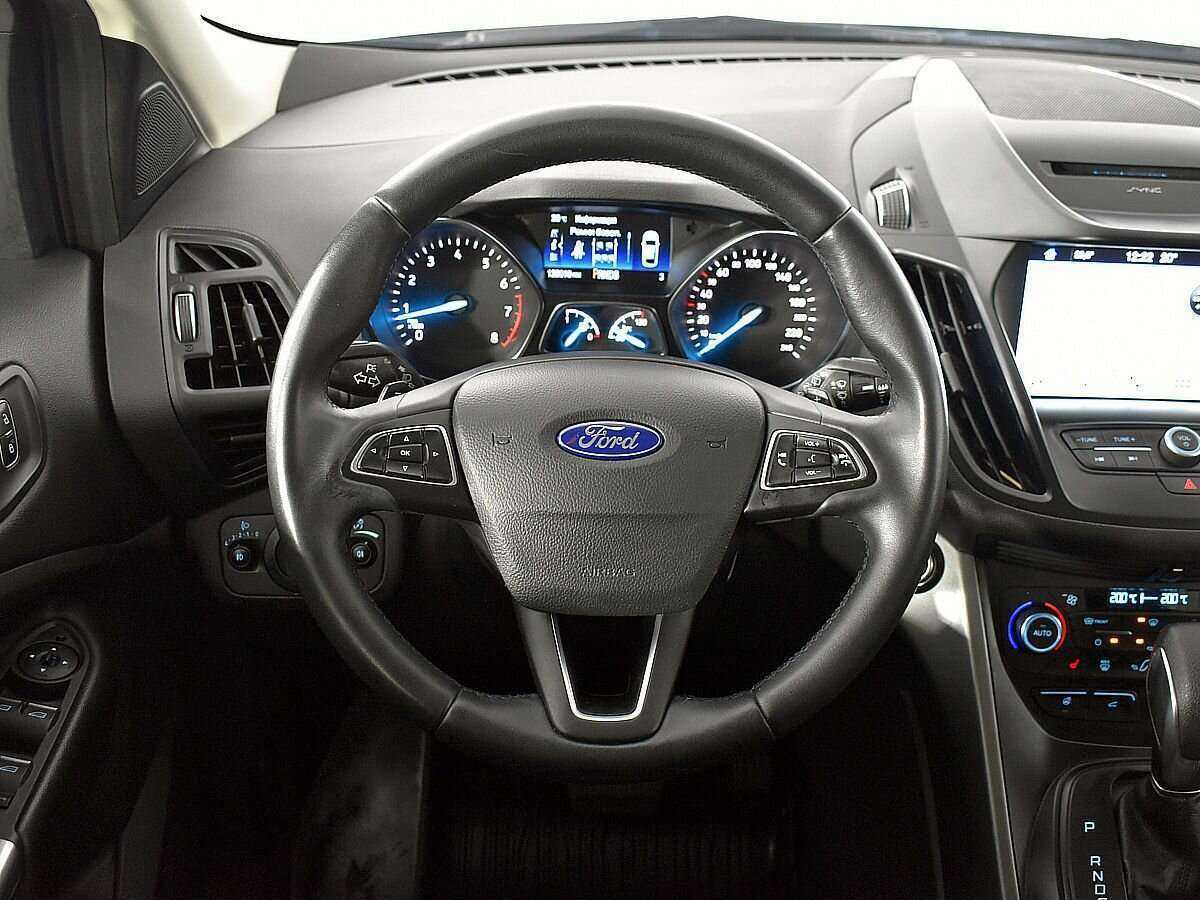 Ford Kuga с пробегом — 2018 год. Фото: #12