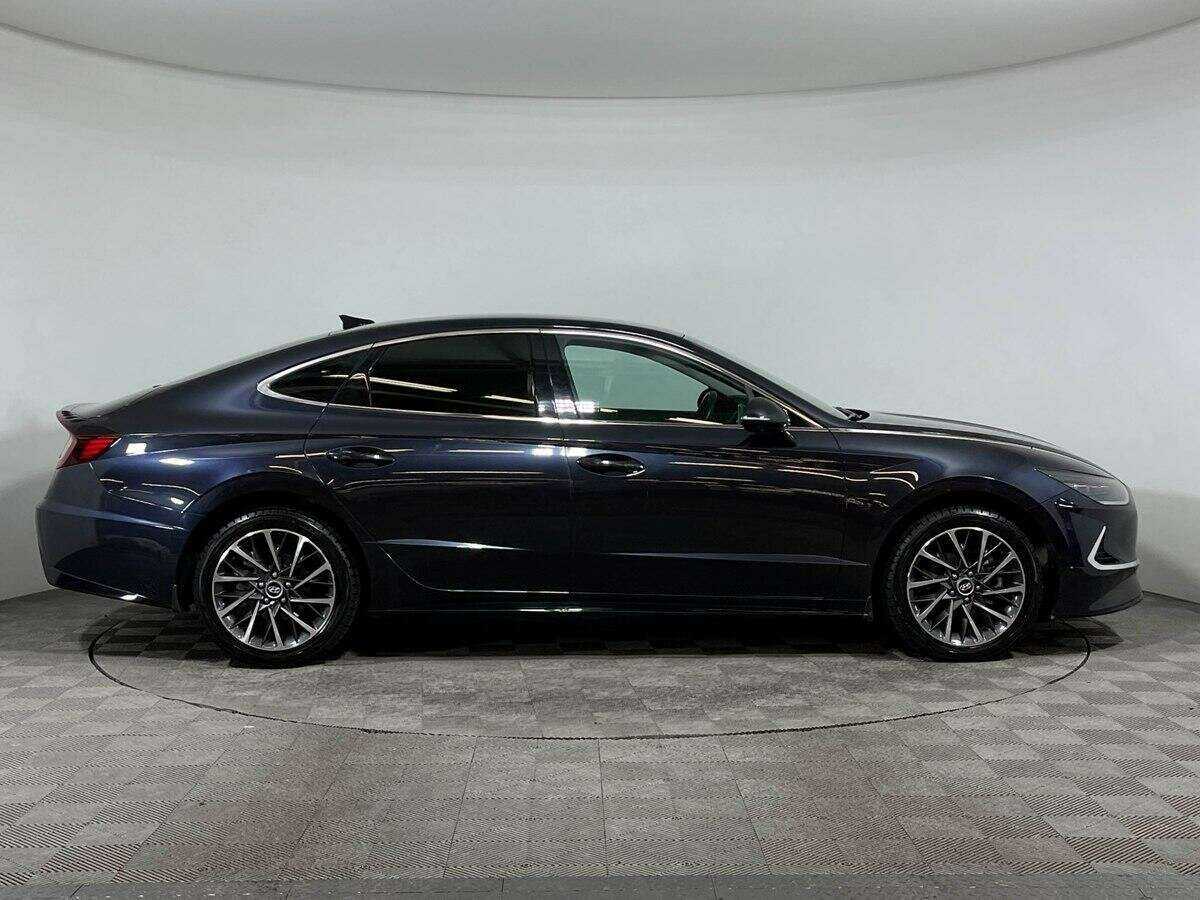 Hyundai Sonata с пробегом — 2021 год. Фото: #3