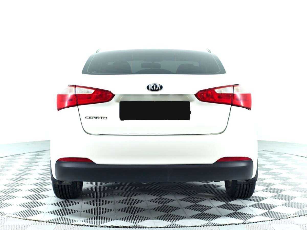 Kia Cerato с пробегом — 2014 год. Фото: #5