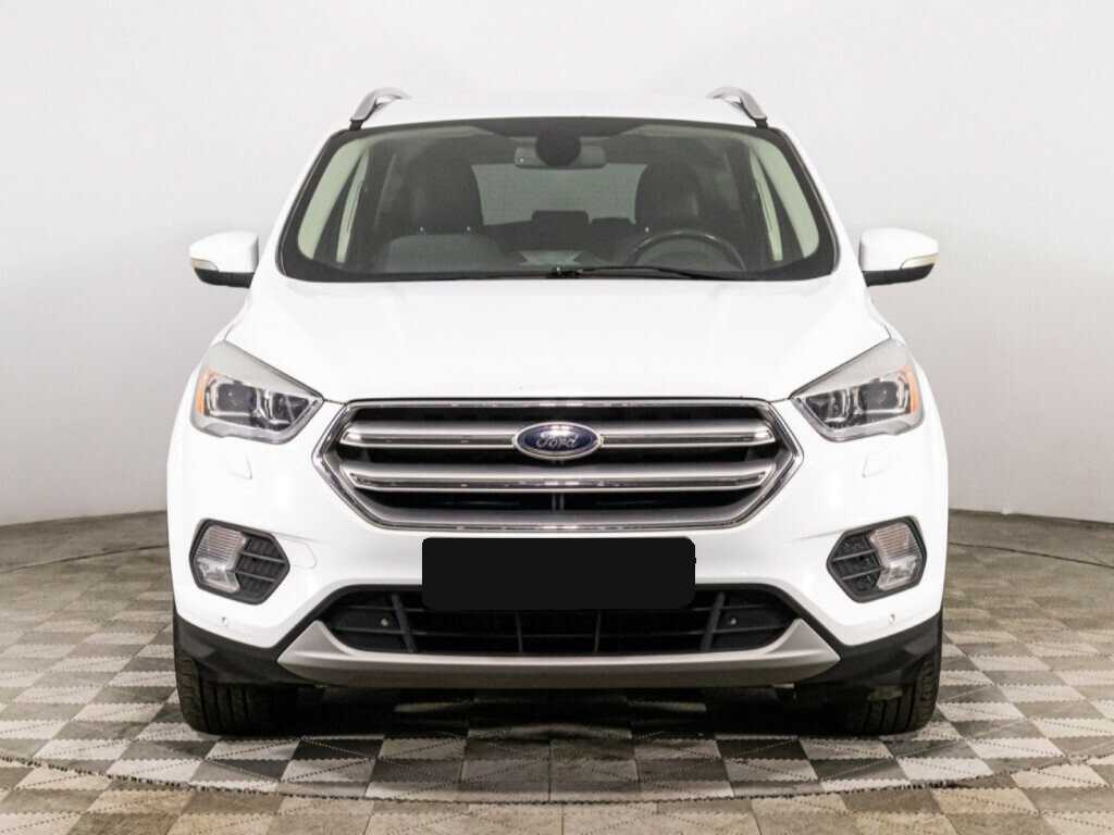 Ford Kuga с пробегом — 2017 год. Фото: #1