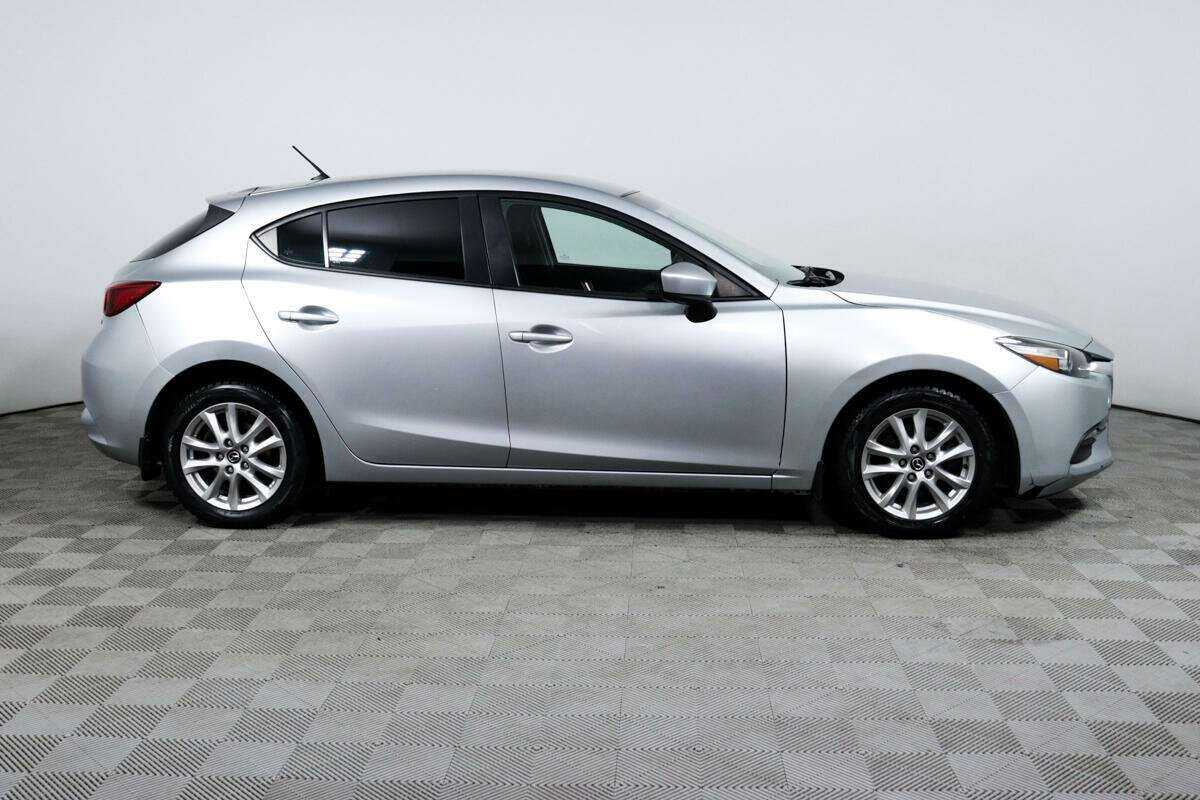 Mazda 3 с пробегом — 2016 год. Фото: #3