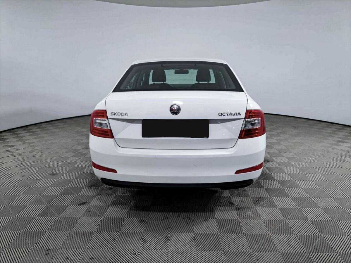 Skoda Octavia с пробегом — 2014 год. Фото: #5