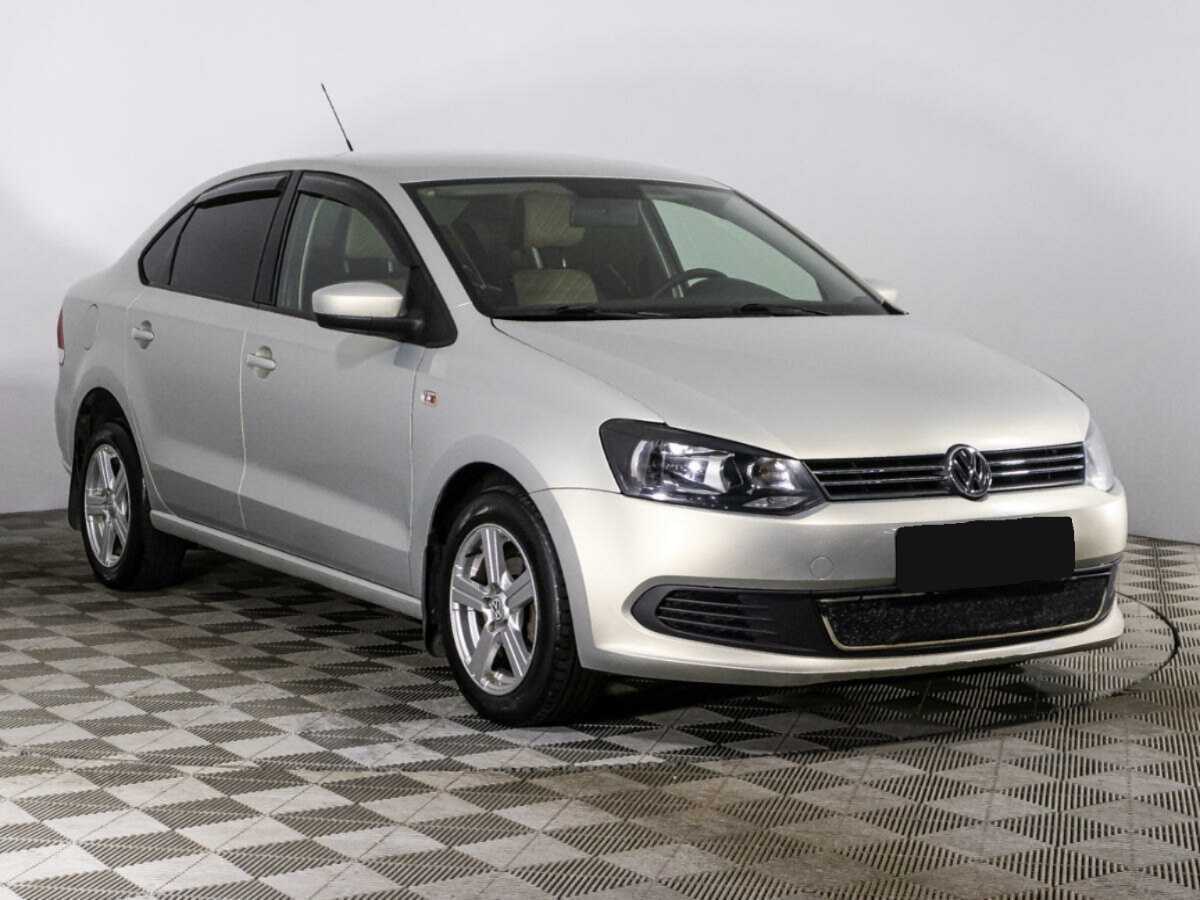 Volkswagen Polo с пробегом — 2013 год. Фото: #2