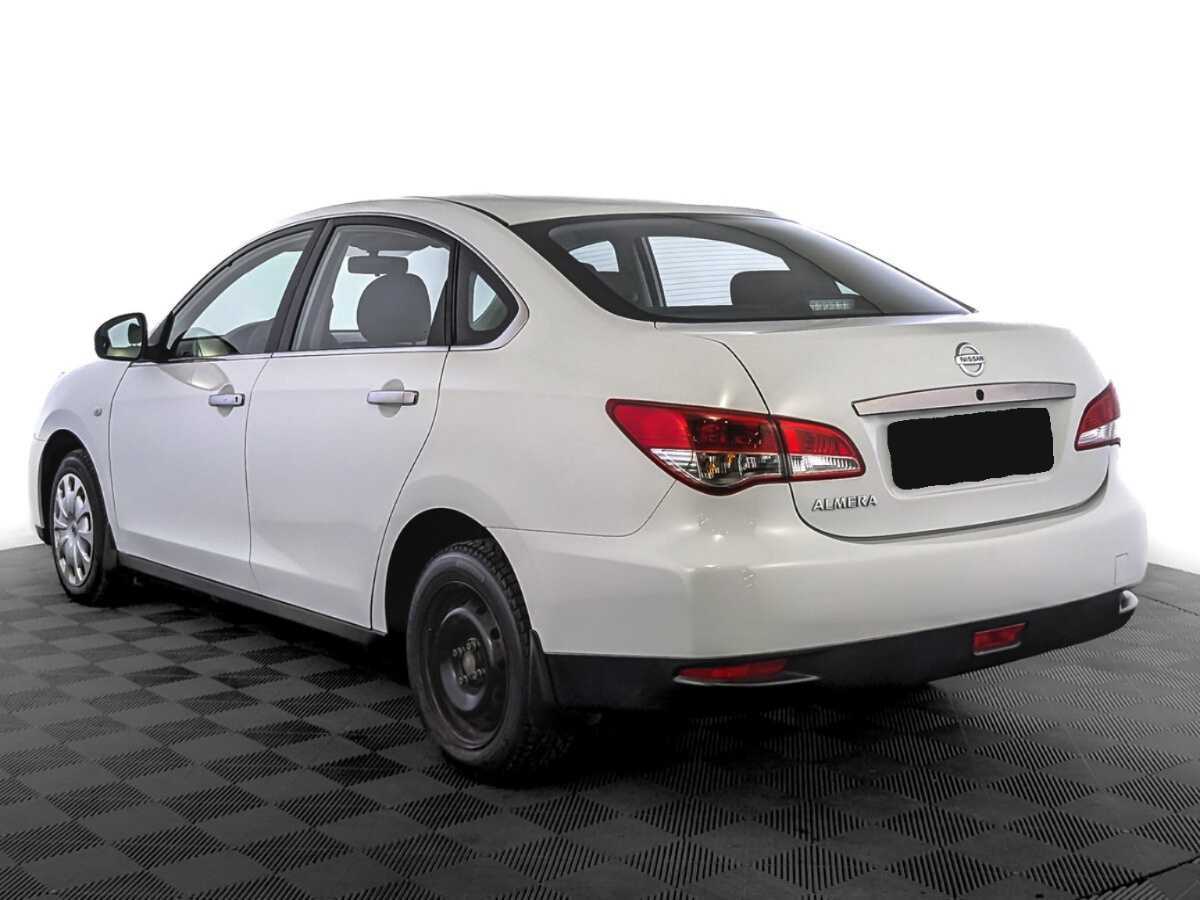 Nissan Almera с пробегом — 2015 год. Фото: #6
