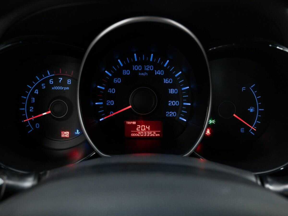 Kia Rio с пробегом — 2012 год. Фото: #20