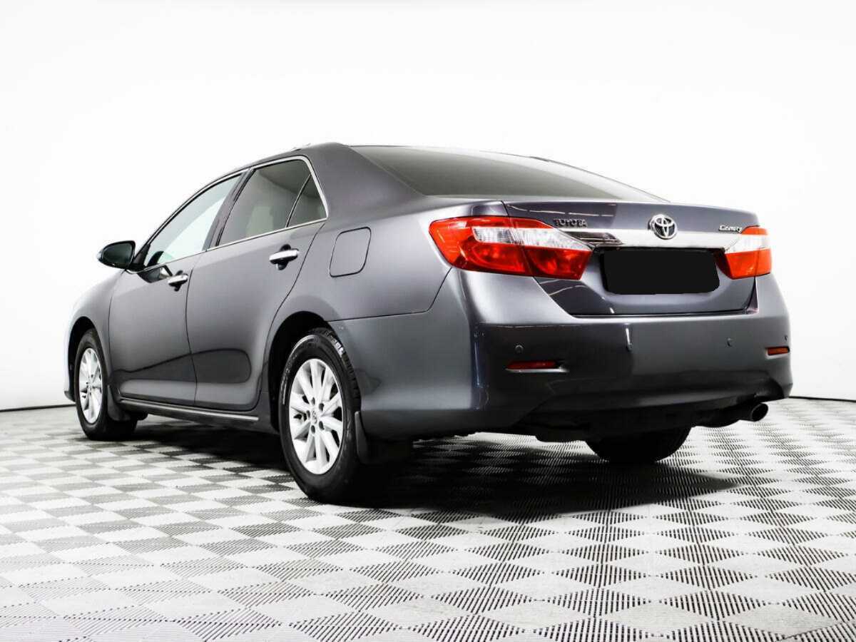 Toyota Camry с пробегом — 2012 год. Фото: #5