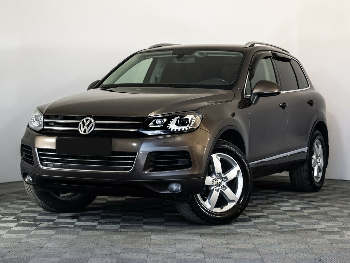 Volkswagen Touareg с пробегом — 2012 год. Фото: #0