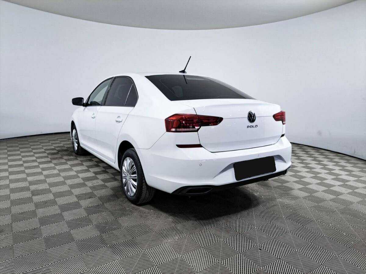 Volkswagen Polo с пробегом — 2020 год. Фото: #6