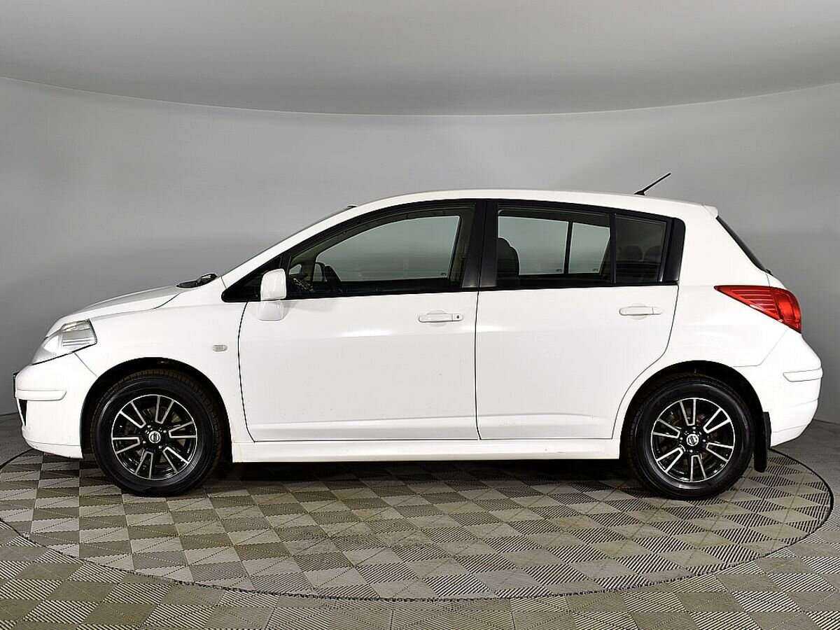 Nissan Tiida с пробегом — 2013 год. Фото: #5