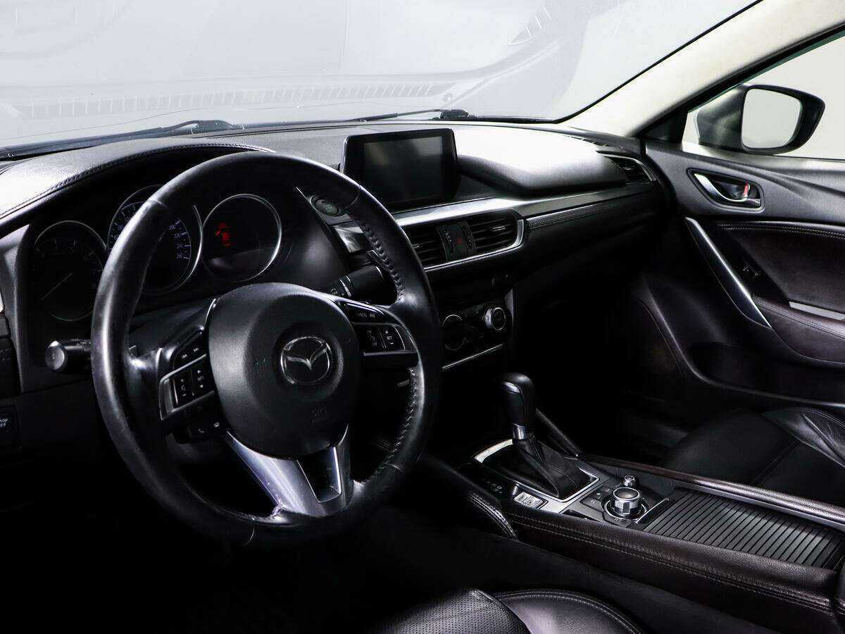Mazda 6 с пробегом — 2016 год. Фото: #11