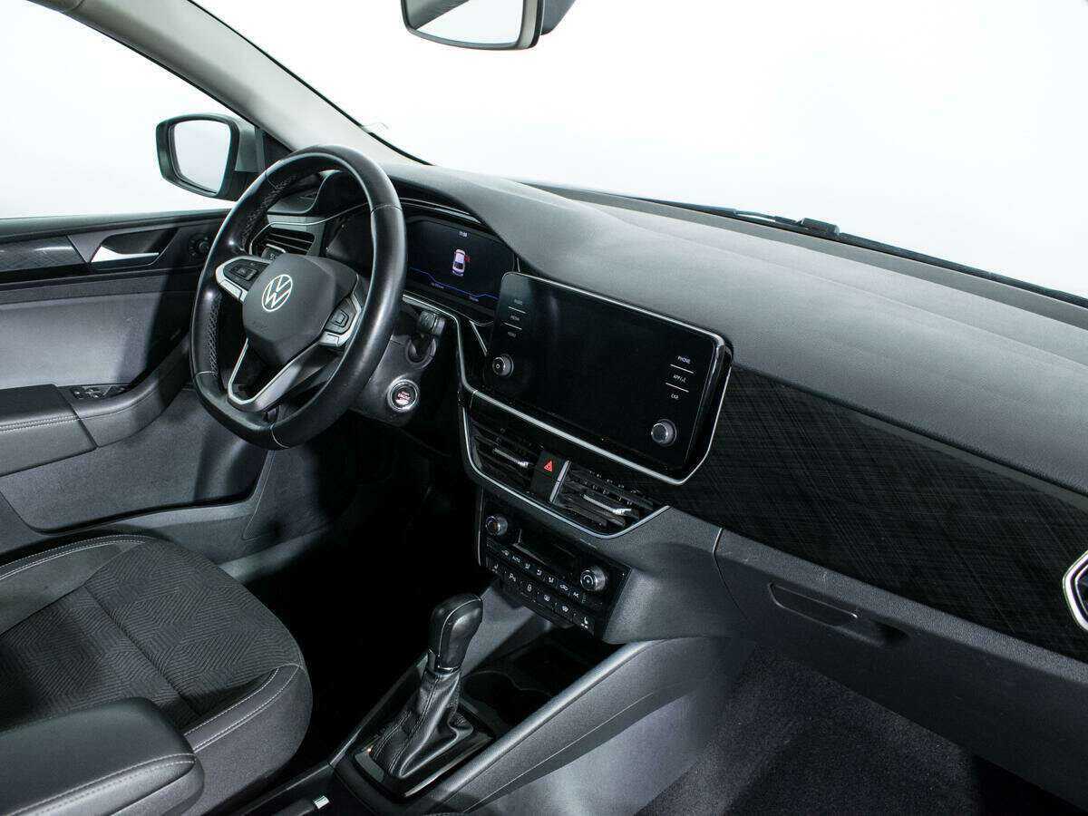 Volkswagen Polo с пробегом — 2020 год. Фото: #8