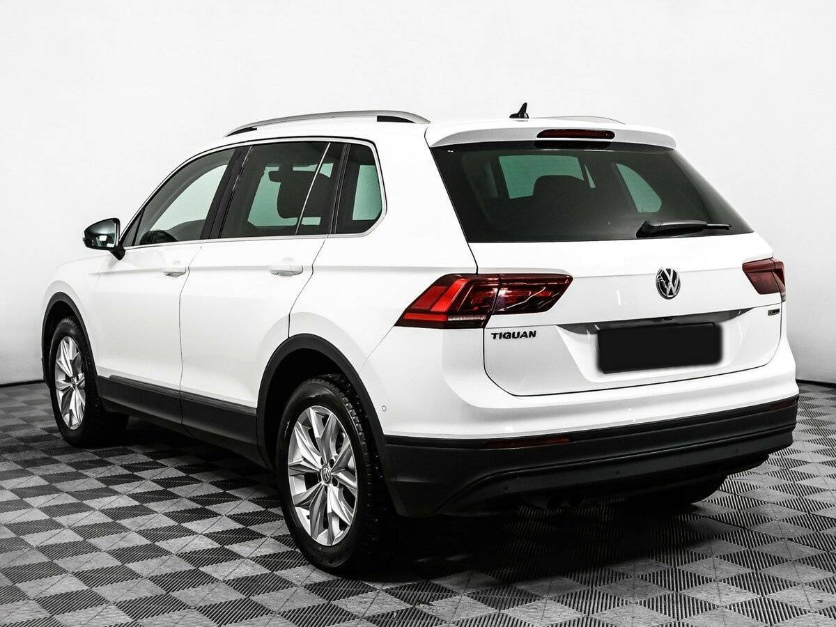 Volkswagen Tiguan с пробегом — 2018 год. Фото: #6