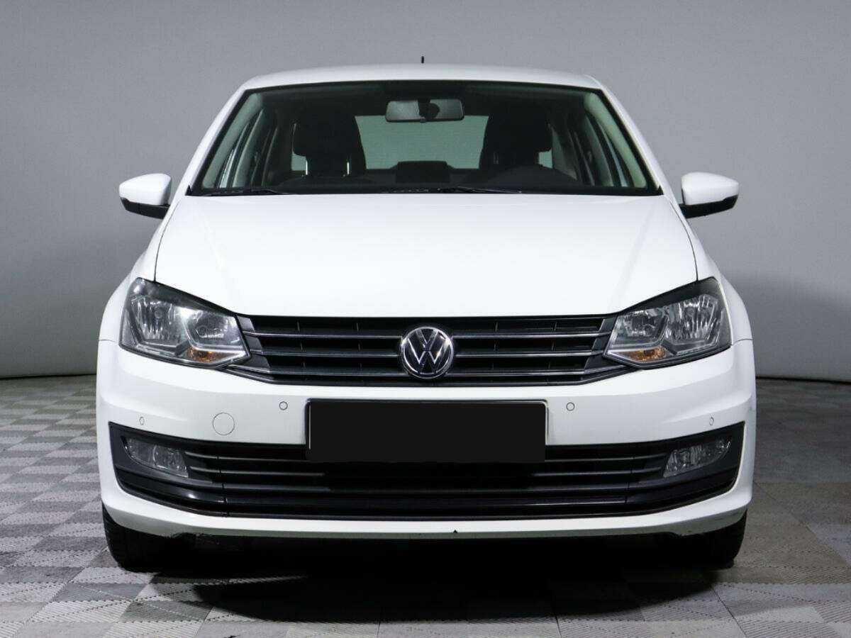 Volkswagen Polo с пробегом — 2019 год. Фото: #1
