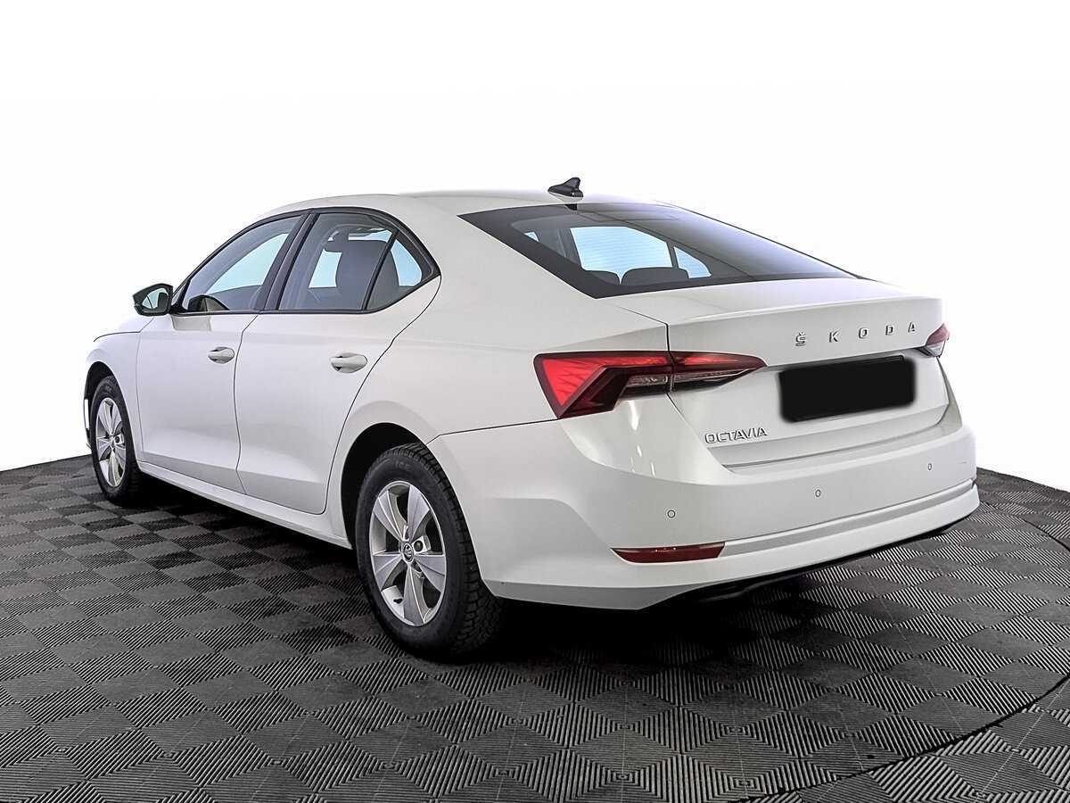 Skoda Octavia с пробегом — 2021 год. Фото: #6