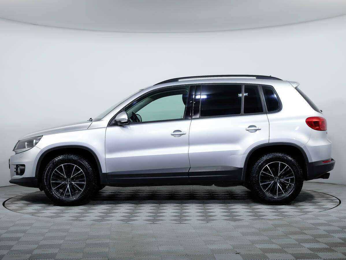 Volkswagen Tiguan с пробегом — 2012 год. Фото: #6