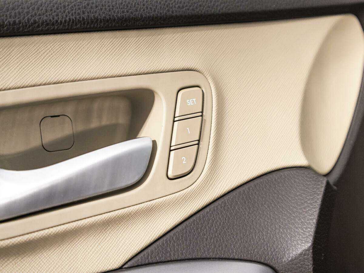 Hyundai Santa Fe с пробегом — 2012 год. Фото: #16