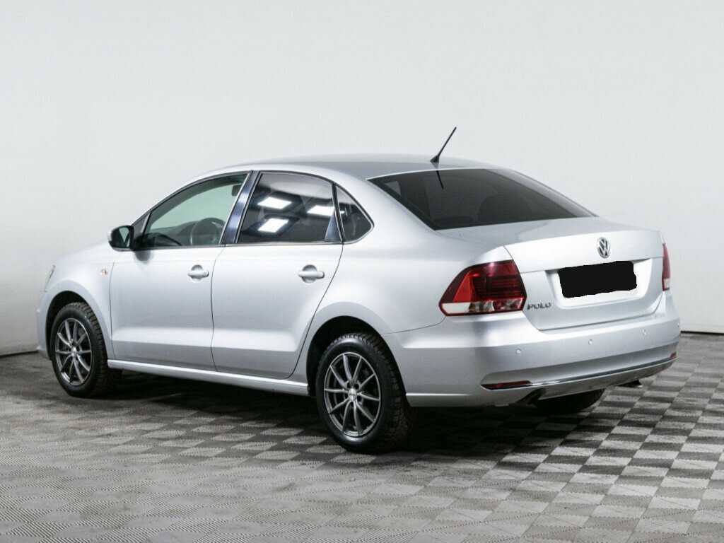 Volkswagen Polo с пробегом — 2016 год. Фото: #5