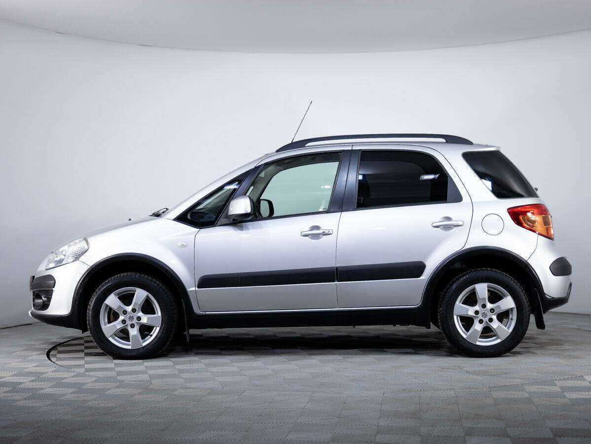 Suzuki SX4 с пробегом — 2012 год. Фото: #6