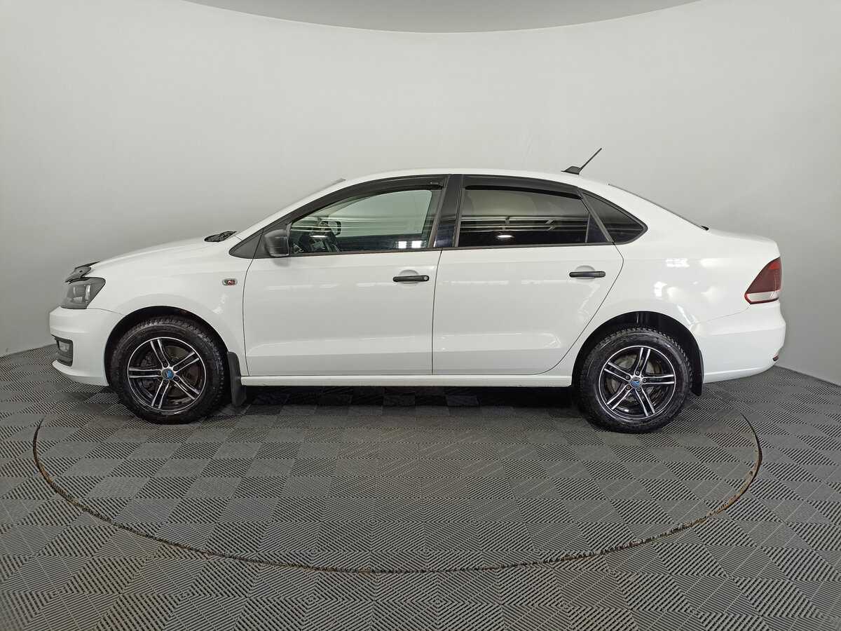 Volkswagen Polo с пробегом — 2020 год. Фото: #7
